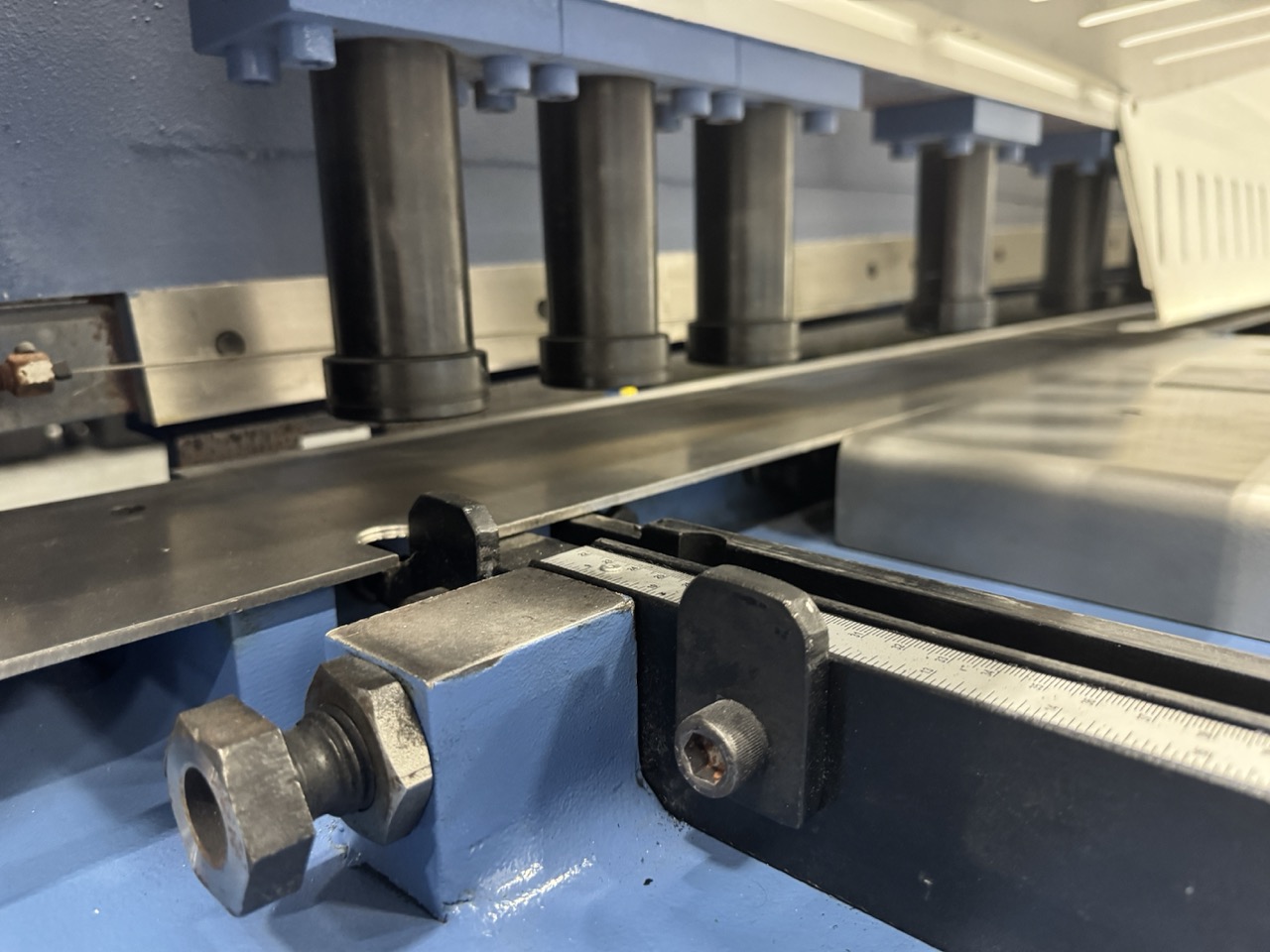 5/16" x 10' Otinus PRO SMO-3108-C8, Guillotine Shear, 2023 - Cybtouch-8 Control-Brand New, In Stock, Install & Training Included! - Image 6
