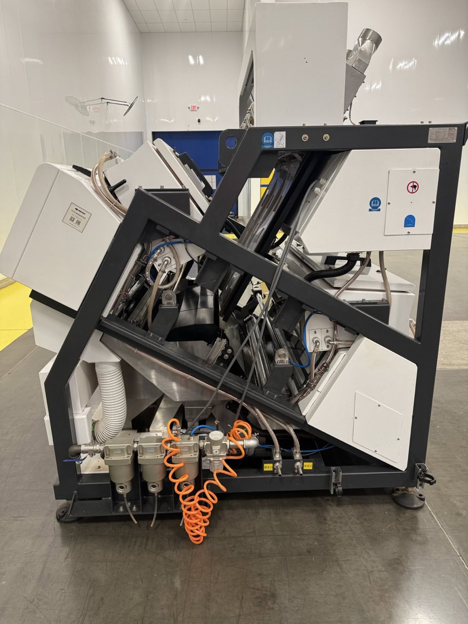 AMVT C13 RGB/NIR Optical Sorting Machine – 2020 – High-Precision Sorter for Industrial or Agricultural Use - Image 7