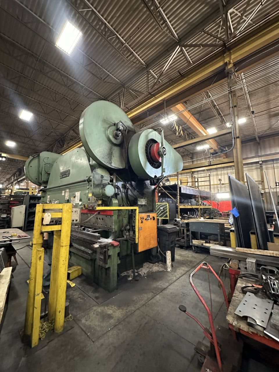750 Ton x 16’ Cincinnati Press Brake, 1970 - Image 5