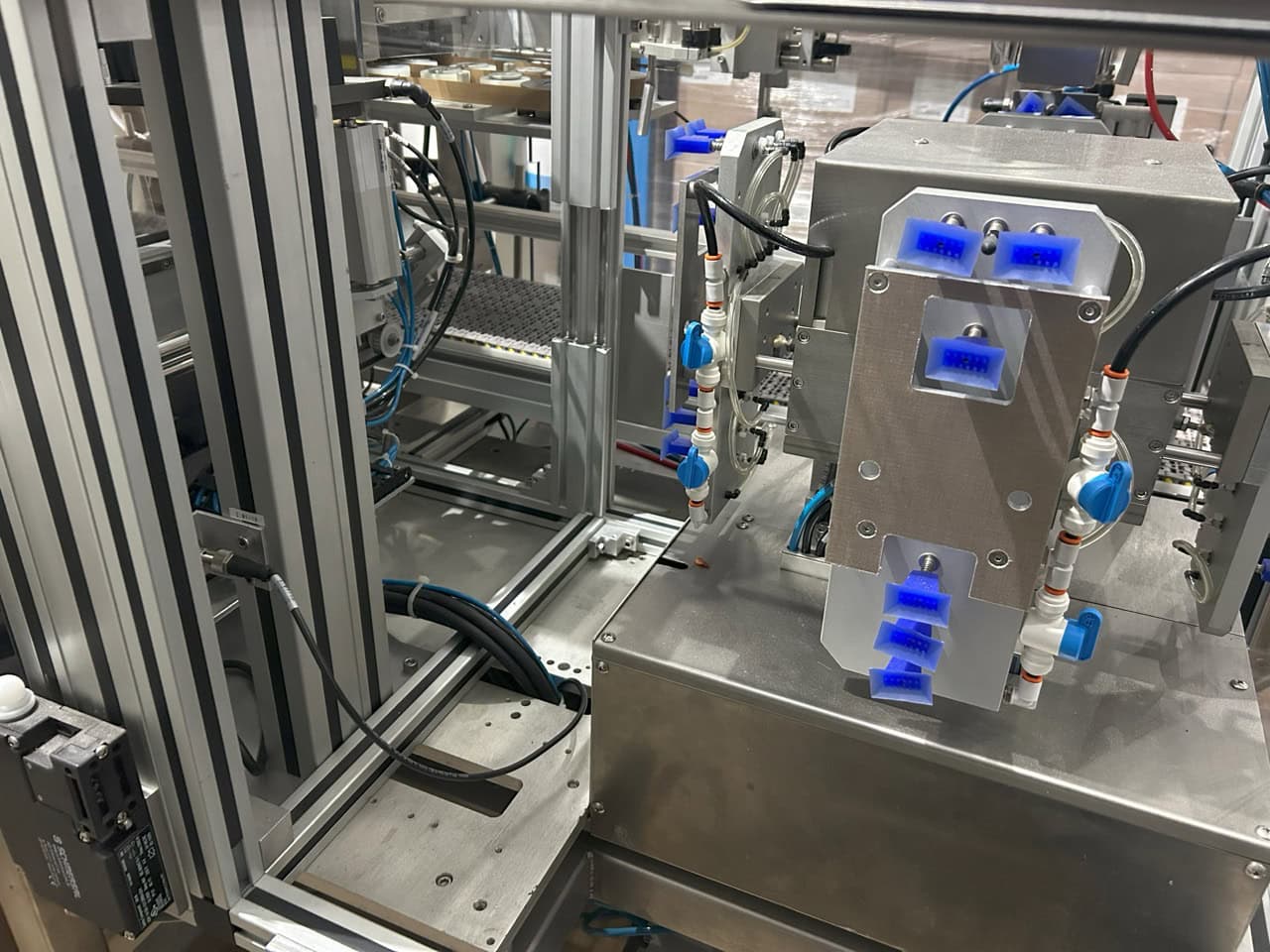 Urania “The Answer” Premade Pouch Bagger with Inline Labeler – 2016 Packaging Line - Image 6