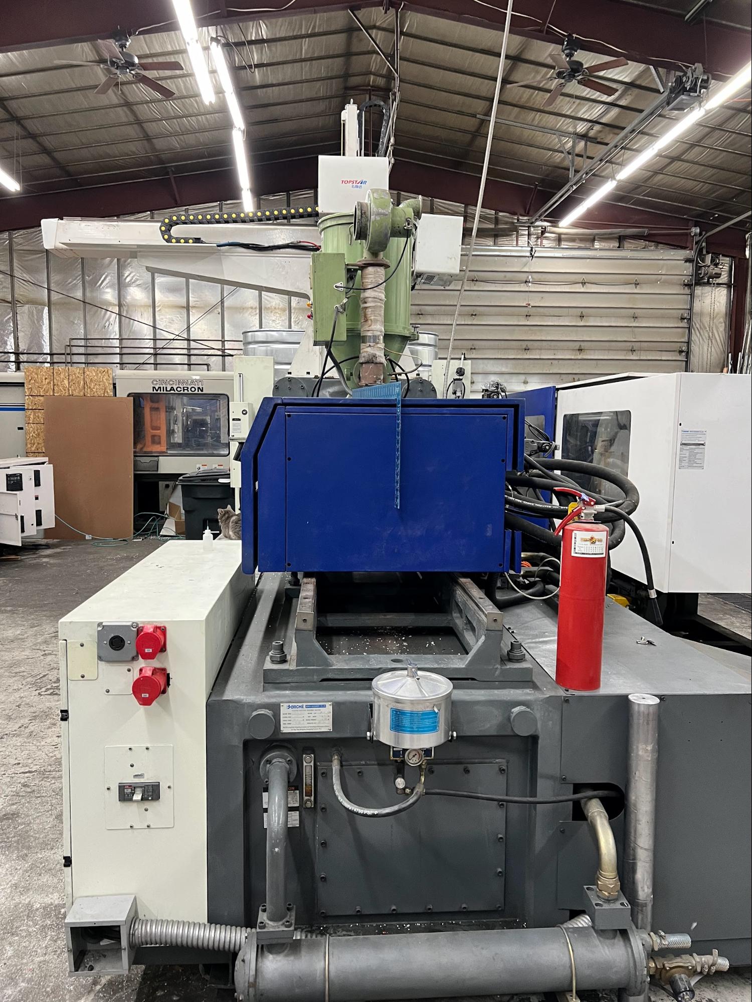 550 Ton, 80 Oz Borche BS500-III Injection Molding Machine, 2012 - KEBA Controller with Robot (TopStar MDW-110) - Image 3