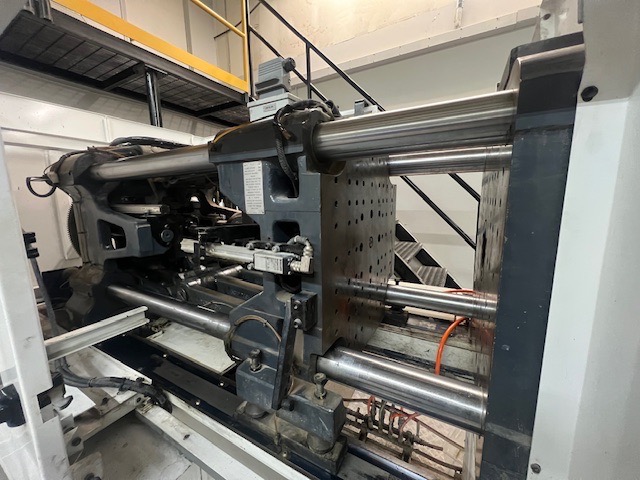 125 Ton, 7.6 oz Cincinnati Milacron Magnat MTs 125 Injection Molding Machine, 2014 - Endura Touch Controller - Image 6