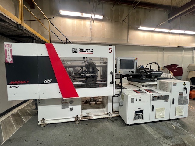 125 Ton, 7.6 oz Cincinnati Milacron Magnat MTs 125 Injection Molding Machine, 2014 - Endura Touch Controller