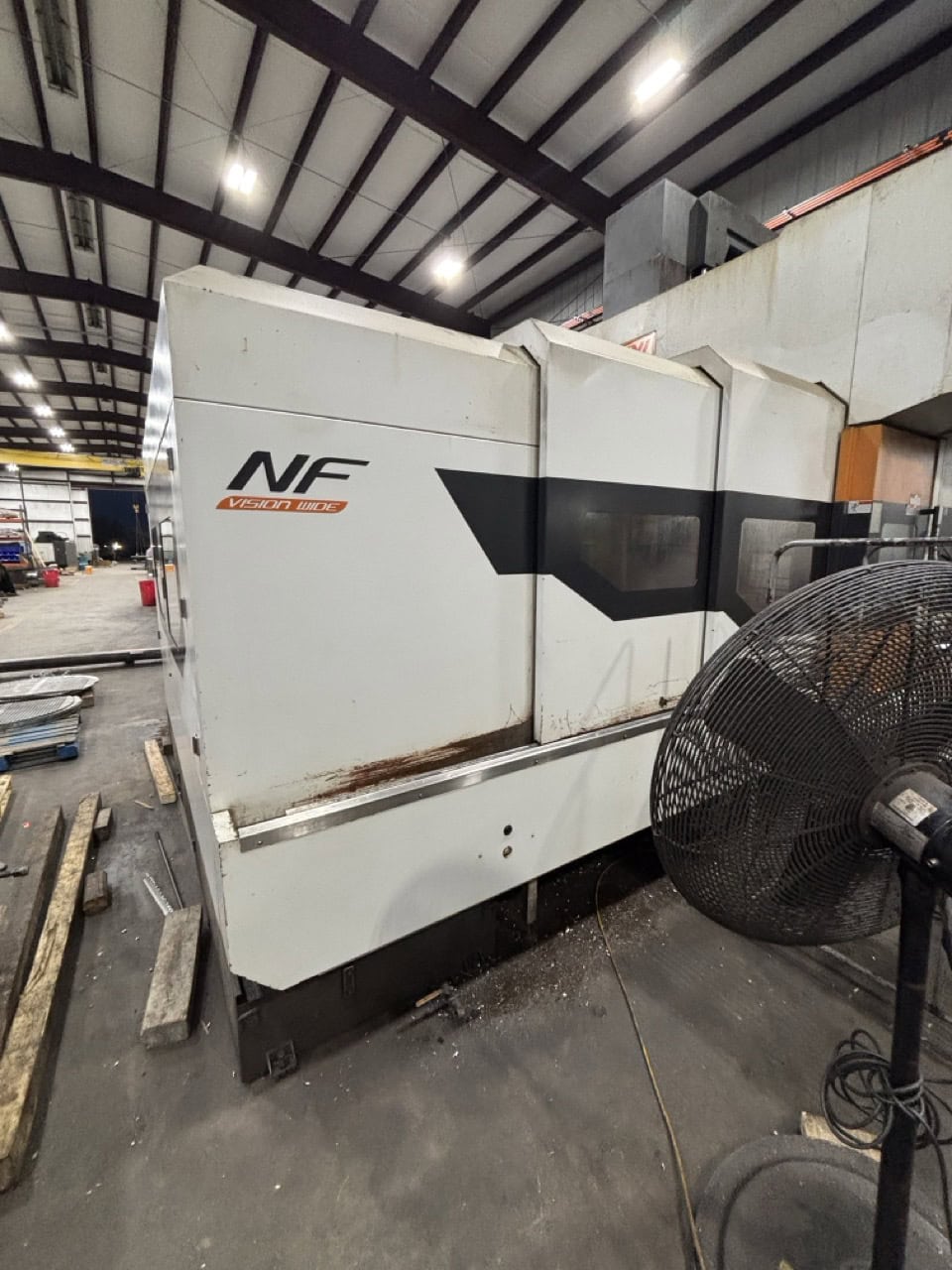 Vision Wide NF-3226 Bridge Mill, 2015 - 50 Taper, Under Power, Ready to Inspect