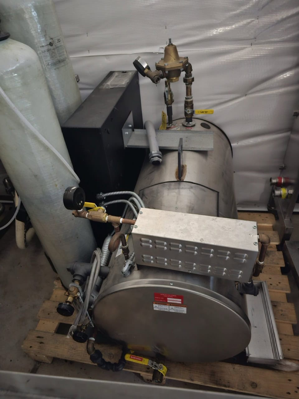 Complete Norland Bottling Line for Carbonated Cannabis Beverages, 2020 – Turnkey Bottling Equipment for THC/CBN/Sparkling Infused Drinks - Image 10