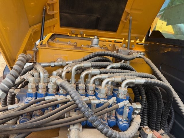 LiuGong 909ECR Compact Excavator, 2023 - Only 400 hours! - Image 11