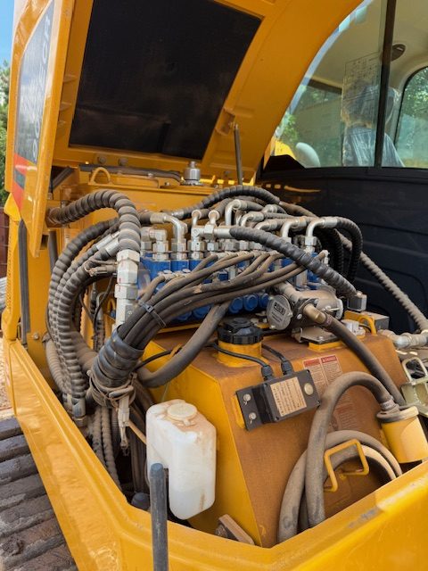 LiuGong 909ECR Compact Excavator, 2023 - Only 400 hours! - Image 13