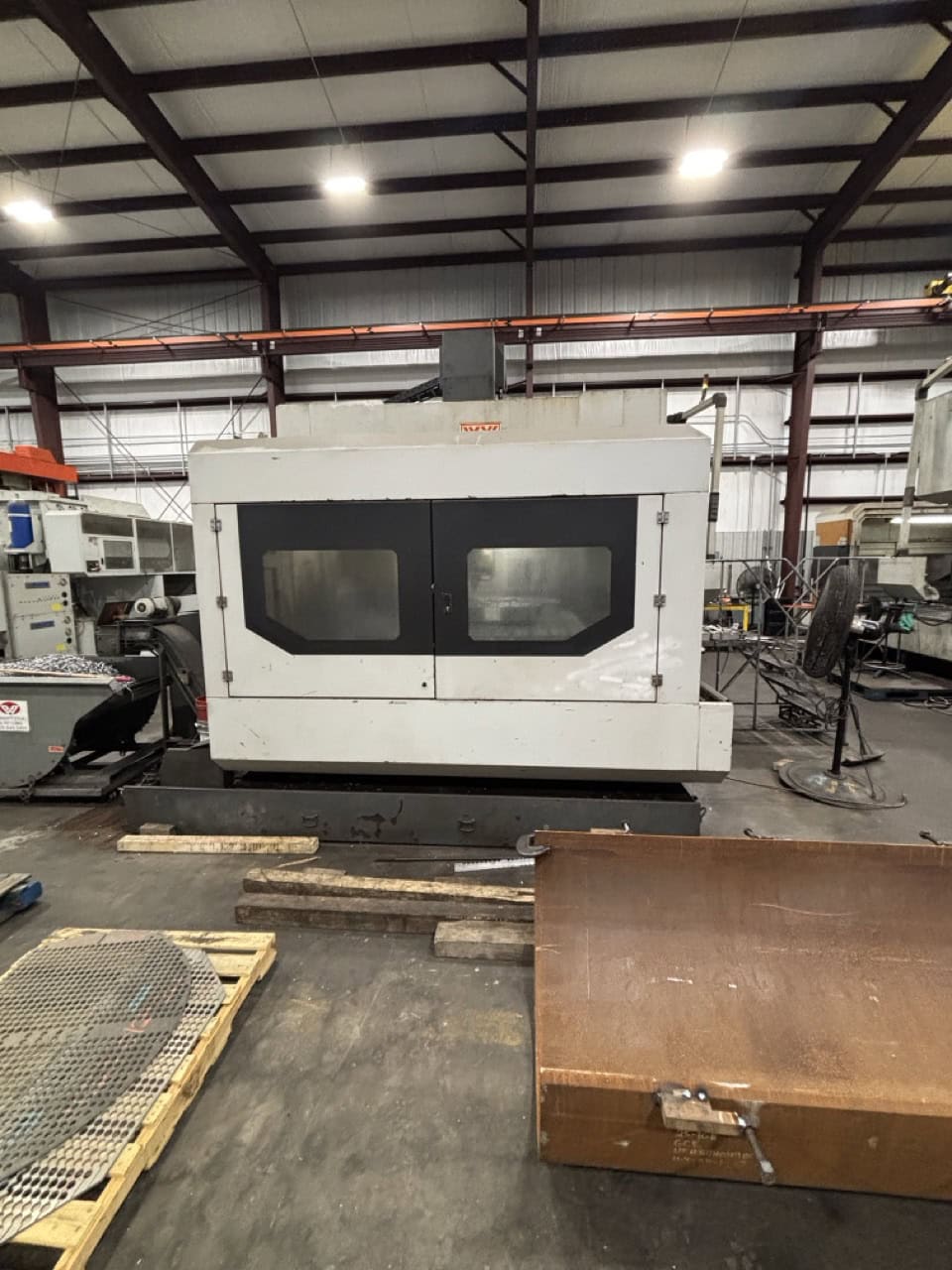 Vision Wide NF-3226 Bridge Mill, 2015 - 50 Taper, Under Power, Ready to Inspect - Image 2