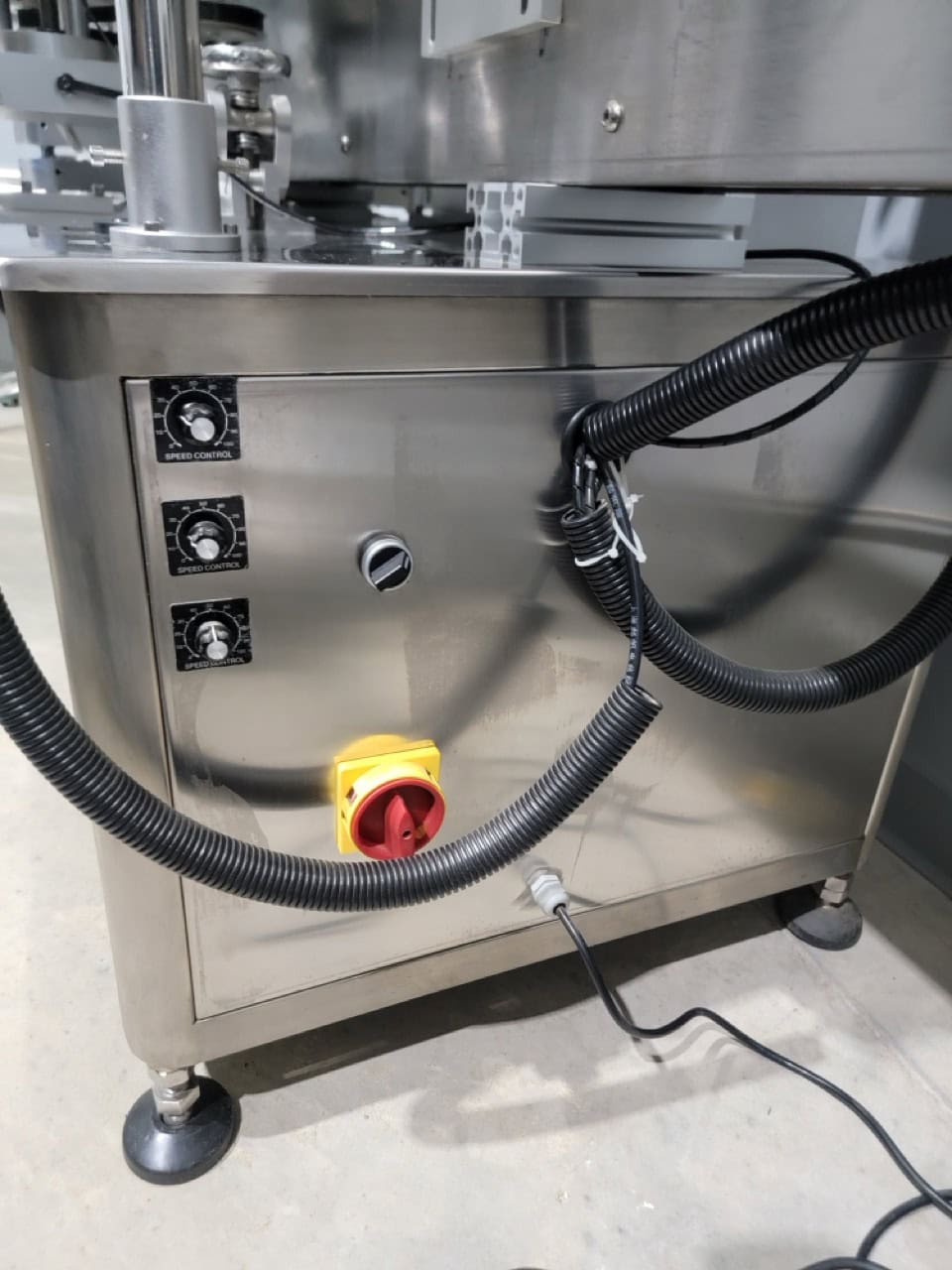 Jorestech OMICRON-2 Automatic Front and Back Labeler for Flat and Round Bottles, 2020 - Image 9