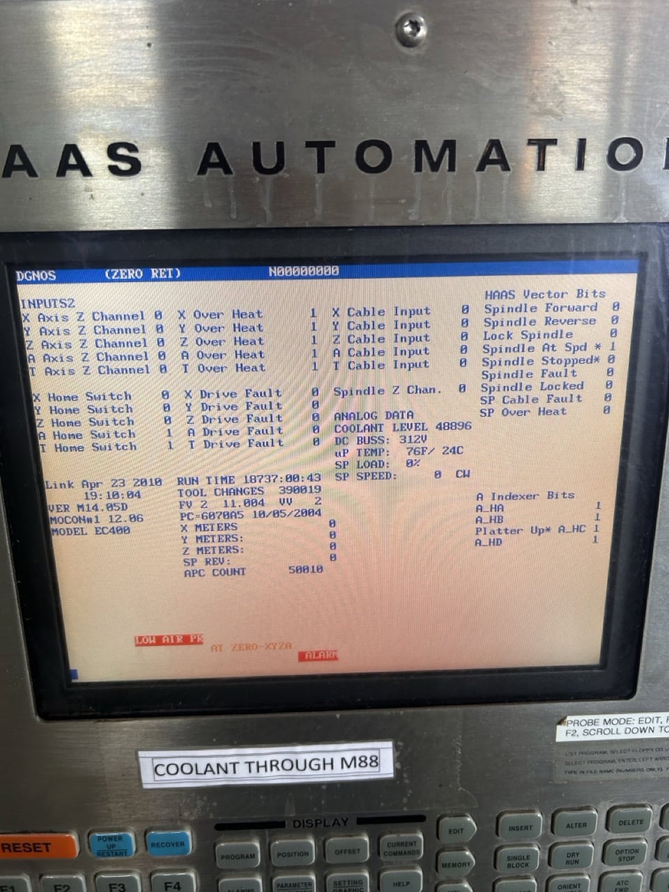 Haas EC-400 Horizontal Machining Center, 2006 - Through Spindle Coolant, Tombstone - Image 3
