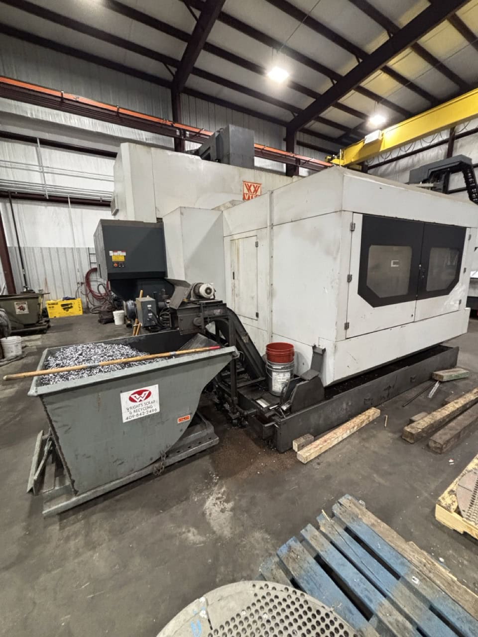 Vision Wide NF-3226 Bridge Mill, 2015 - 50 Taper, Under Power, Ready to Inspect - Image 3