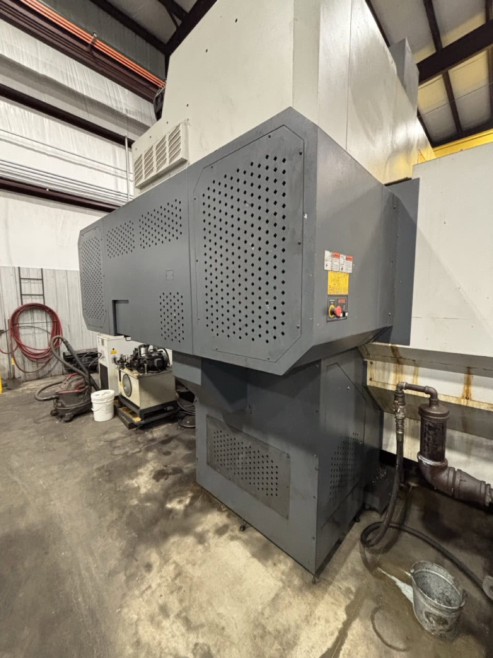 Vision Wide NF-3226 Bridge Mill, 2015 - 50 Taper, Under Power, Ready to Inspect - Image 4