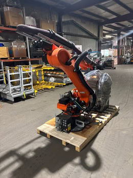 Kuka KR 120 R2700-2 / FLR Robot System w/ KR C4 NA UL Cabinet Controller, 2021 - Image 4