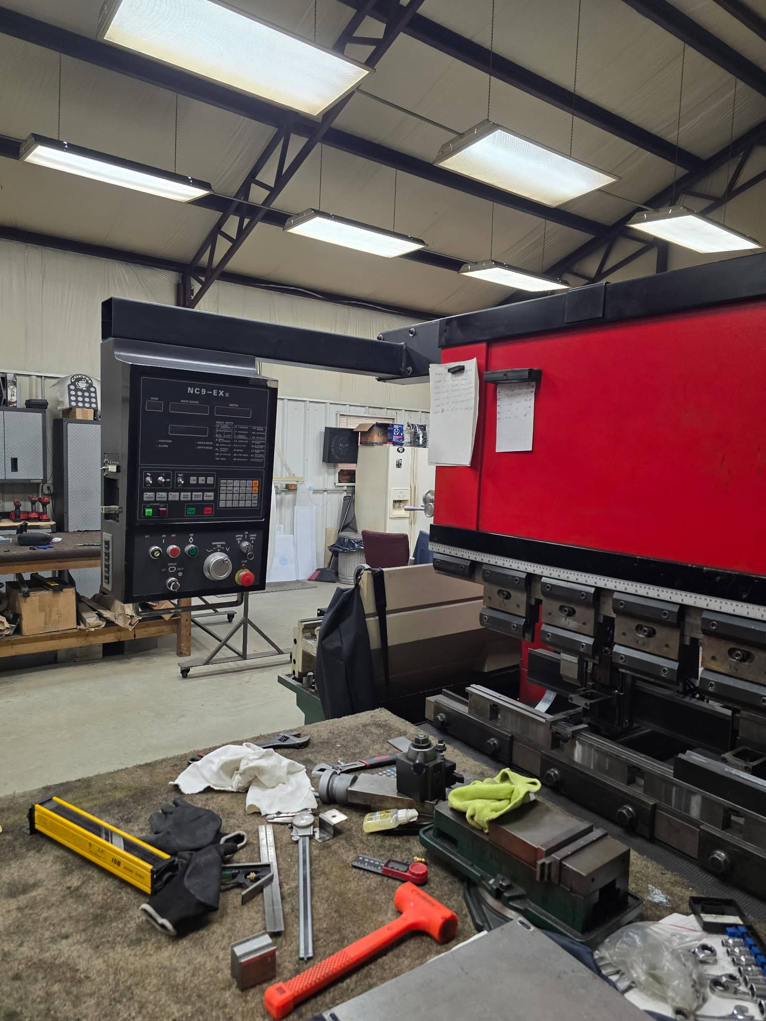 50 Ton x 6.5' Amada FBD-5020 E Press Brake, 1995 - Backgauge - Image 7