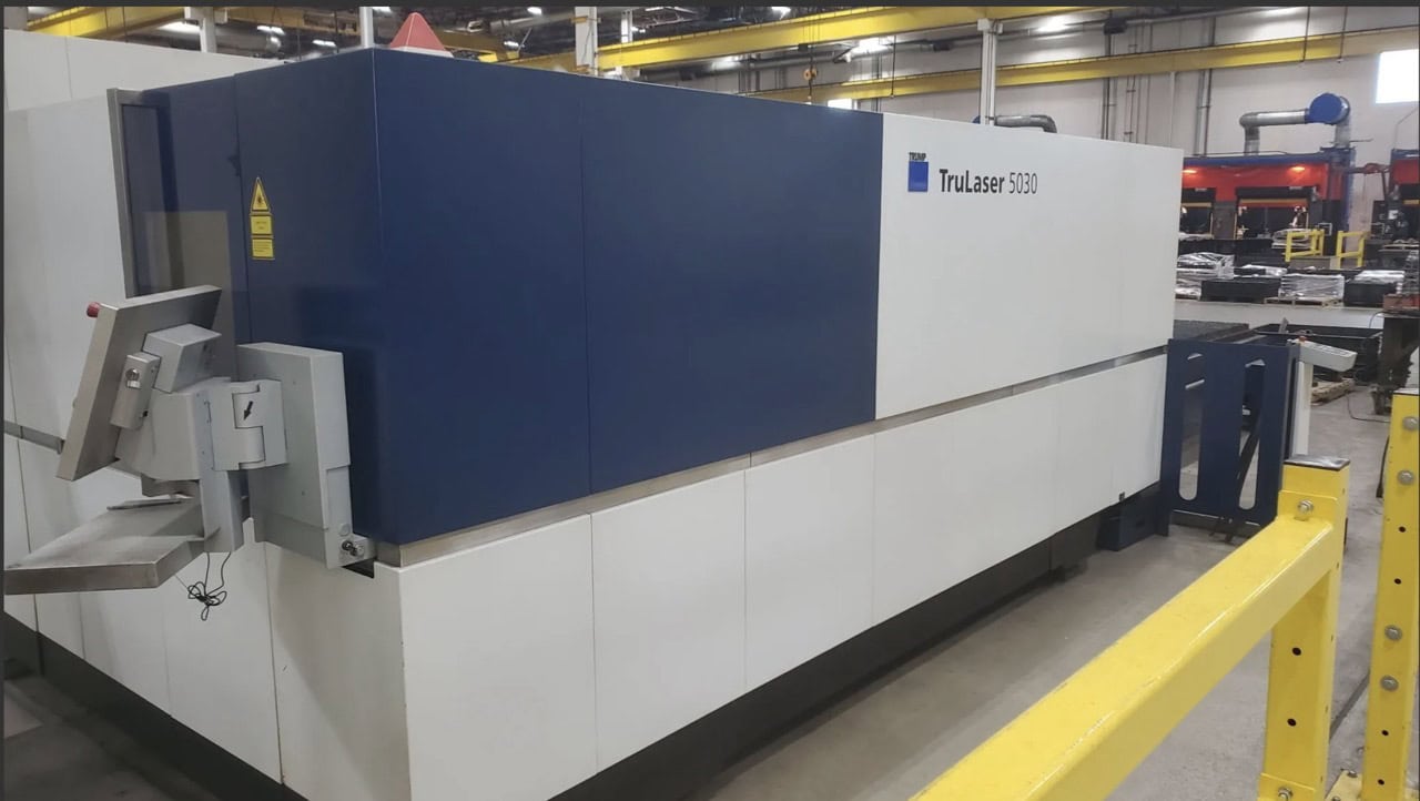8000 Watt Trumpf TruLaser 5030 fiber, 2016 - REFURBISHED, 10,700 beam on hours - TruDisk 8001 - Image 2