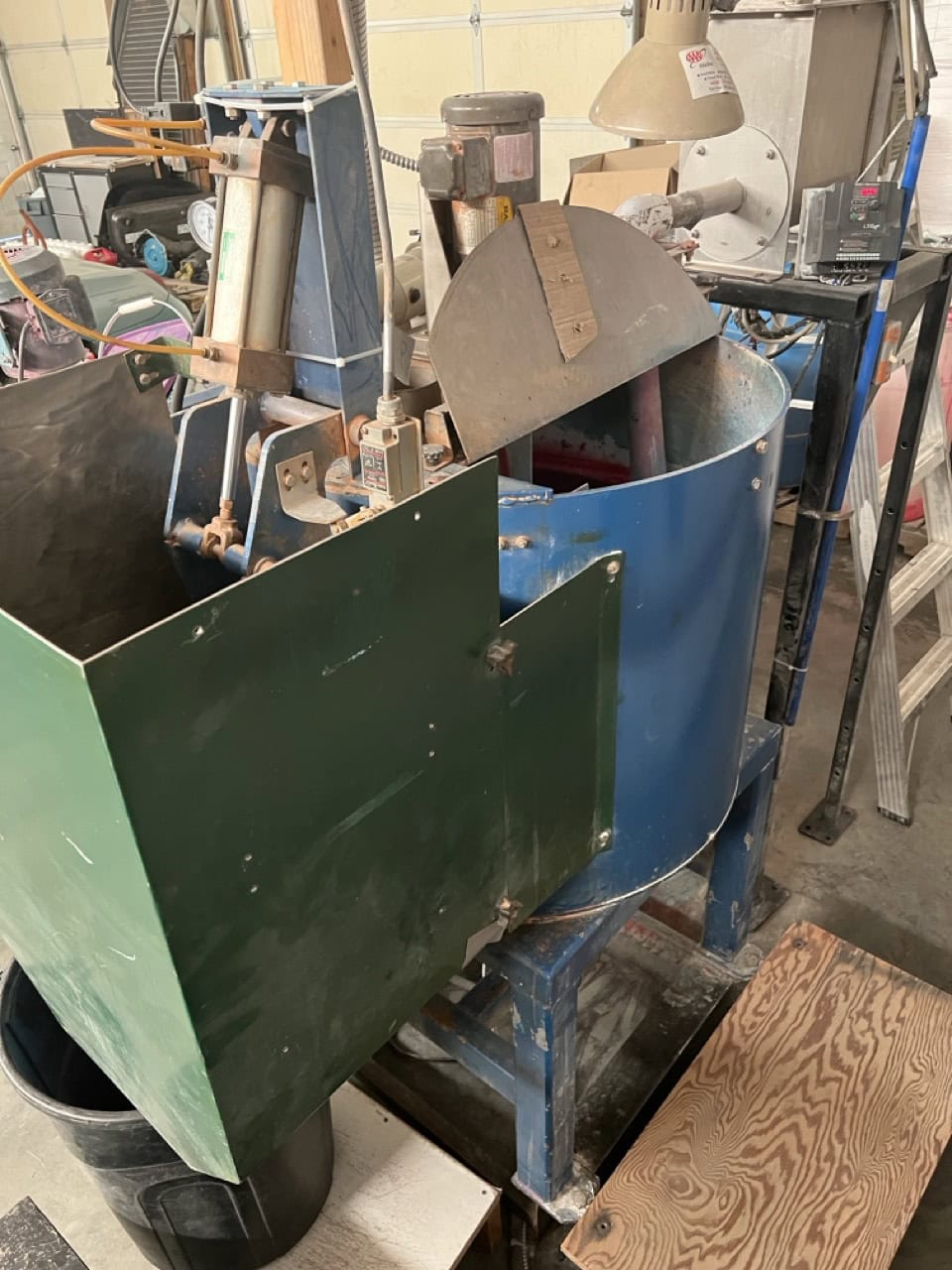 32" Drum Style Seed Coater - Image 3