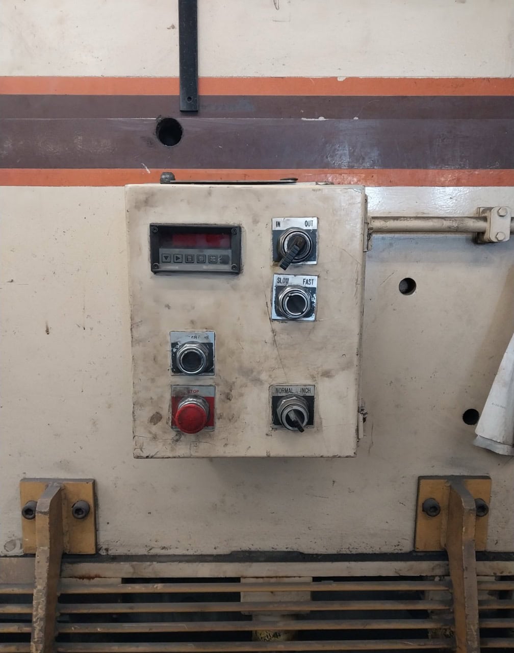 1/4” X 10’ Standard AS250-10 Hydraulic Shear, 1993 - Image 3