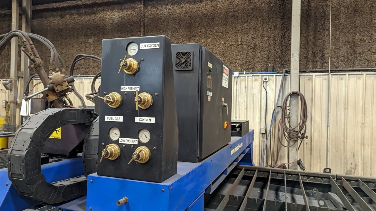 8' x 24' Pinnacle DSG ShapeWizard Oxyfuel - Plasma Cutting System, 2015 - Image 4