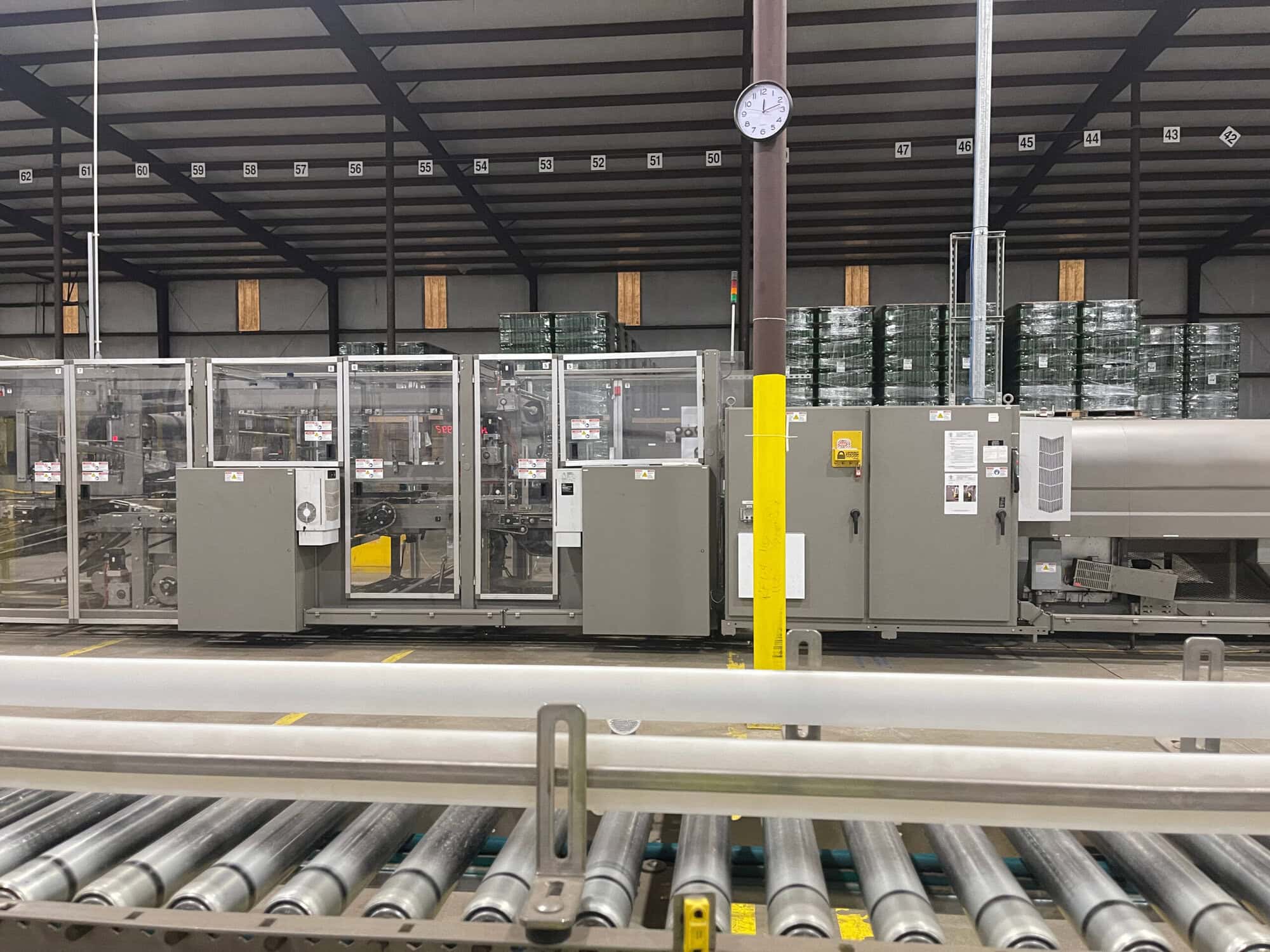 Douglas SPS-60 Shrink Wrap Line with Trivex Uploader & Alvey 891i Palletizer – Fully Integrated Turnkey Beverage Variety Pack System - Image 5