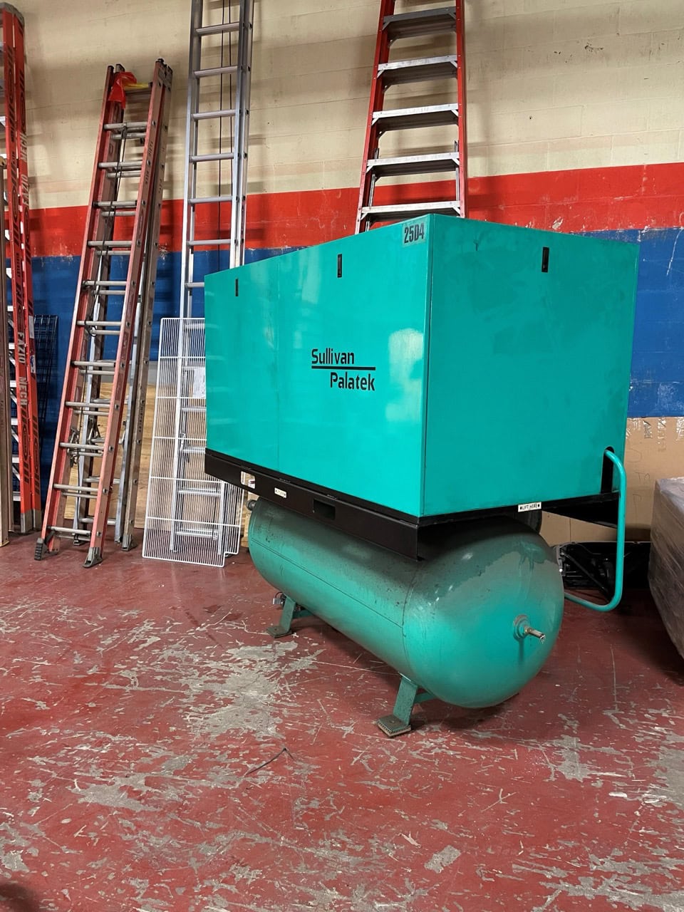 25 HP Sullivan-Palatek 25D4J Rotary Screw Air Compressor, 2004