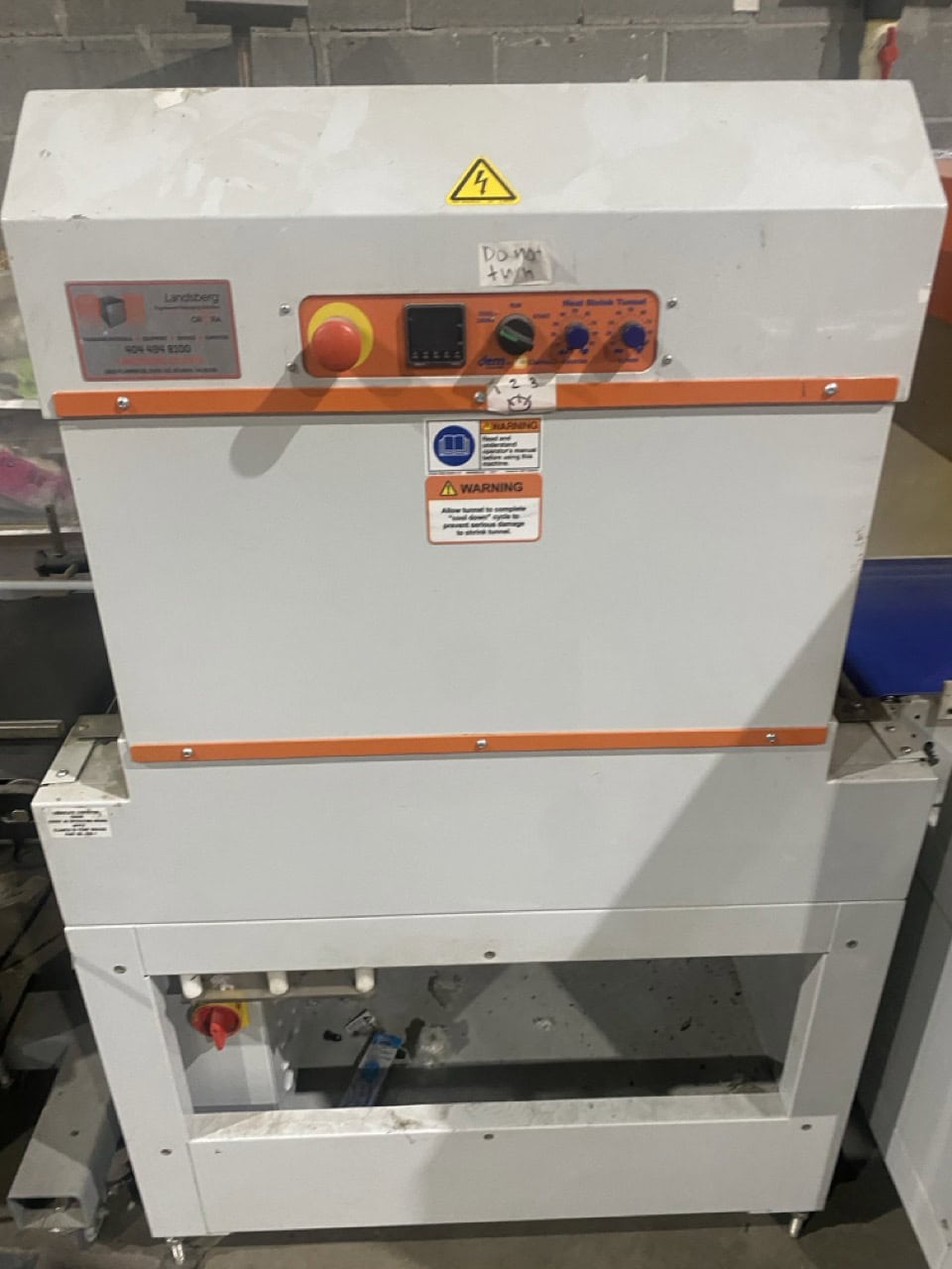 Clamco 6800CS Automatic Side Seal Shrink Wrapper with Clamco 4T Heavy Duty Heat Shrink Tunnel, 2020 - Image 2