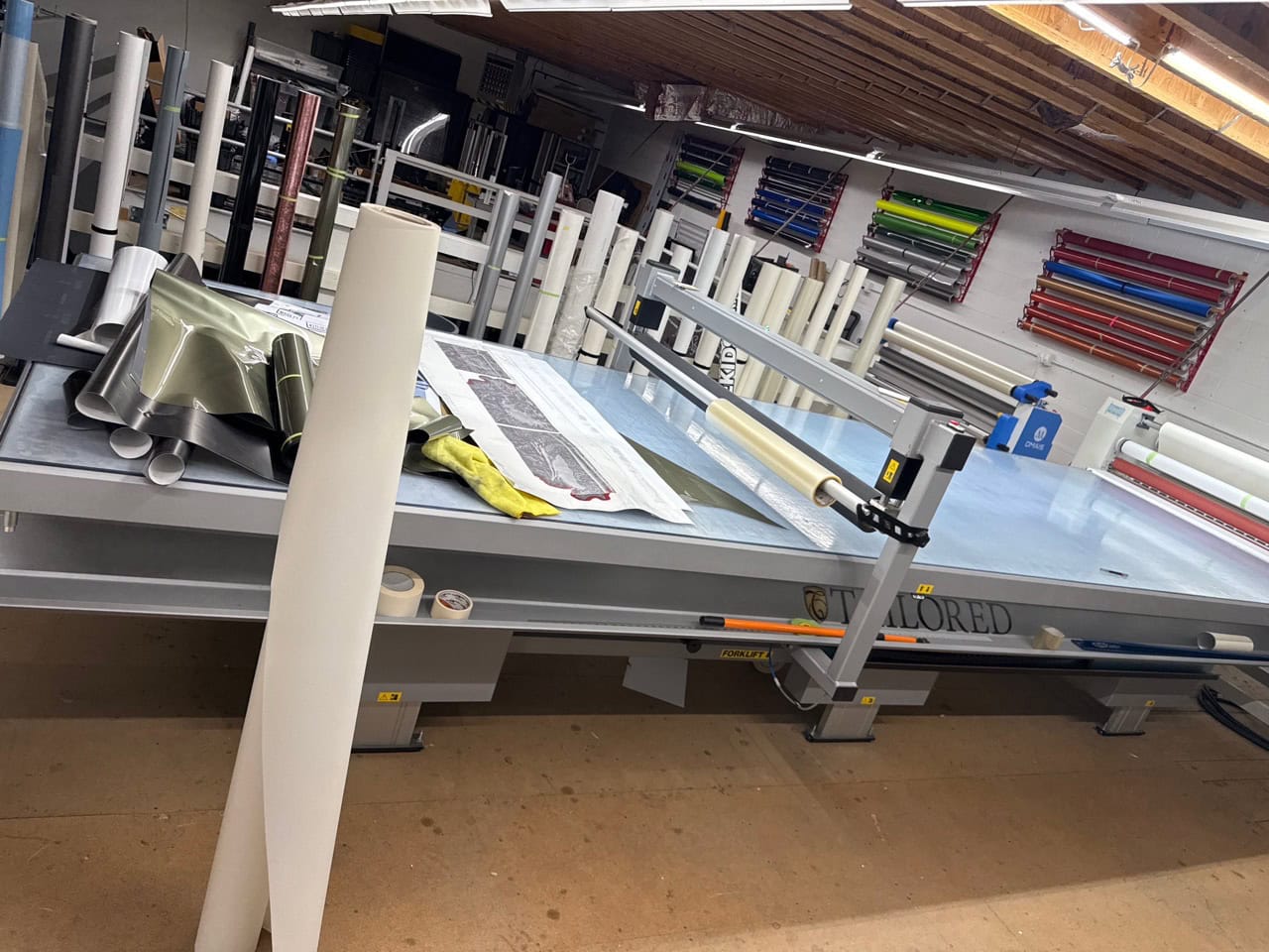 ROLLSROLLER 540/170 Premium Flatbed Applicator, 2021 – 64" Wide LED Laminating Table, 1290 SQ FT/HR Output - Image 2