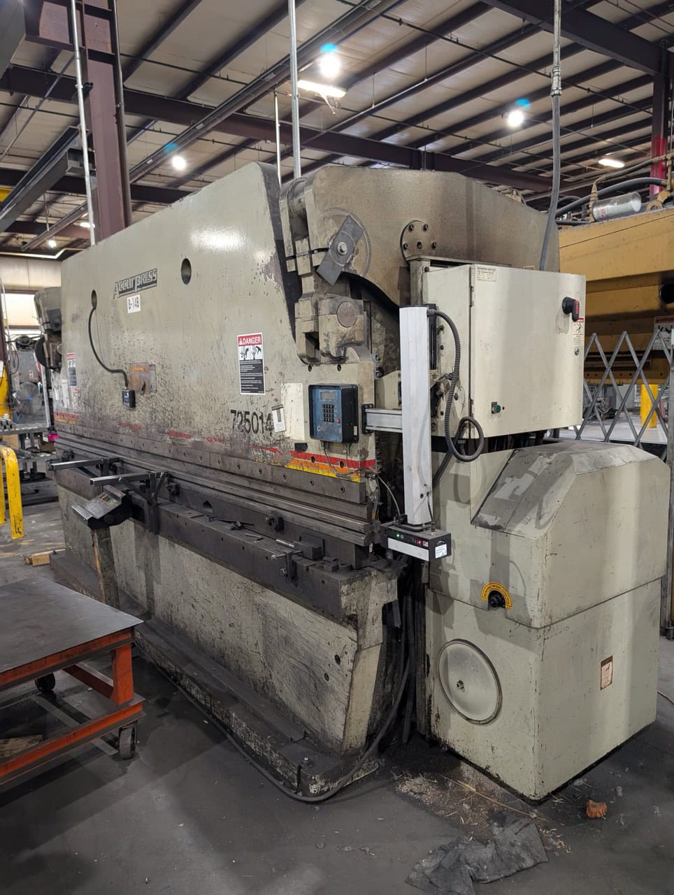 250 Ton x 14' Accurpress 725014 CNC Press Brake, 2001 - ETS Control, Tooling Included - Image 7