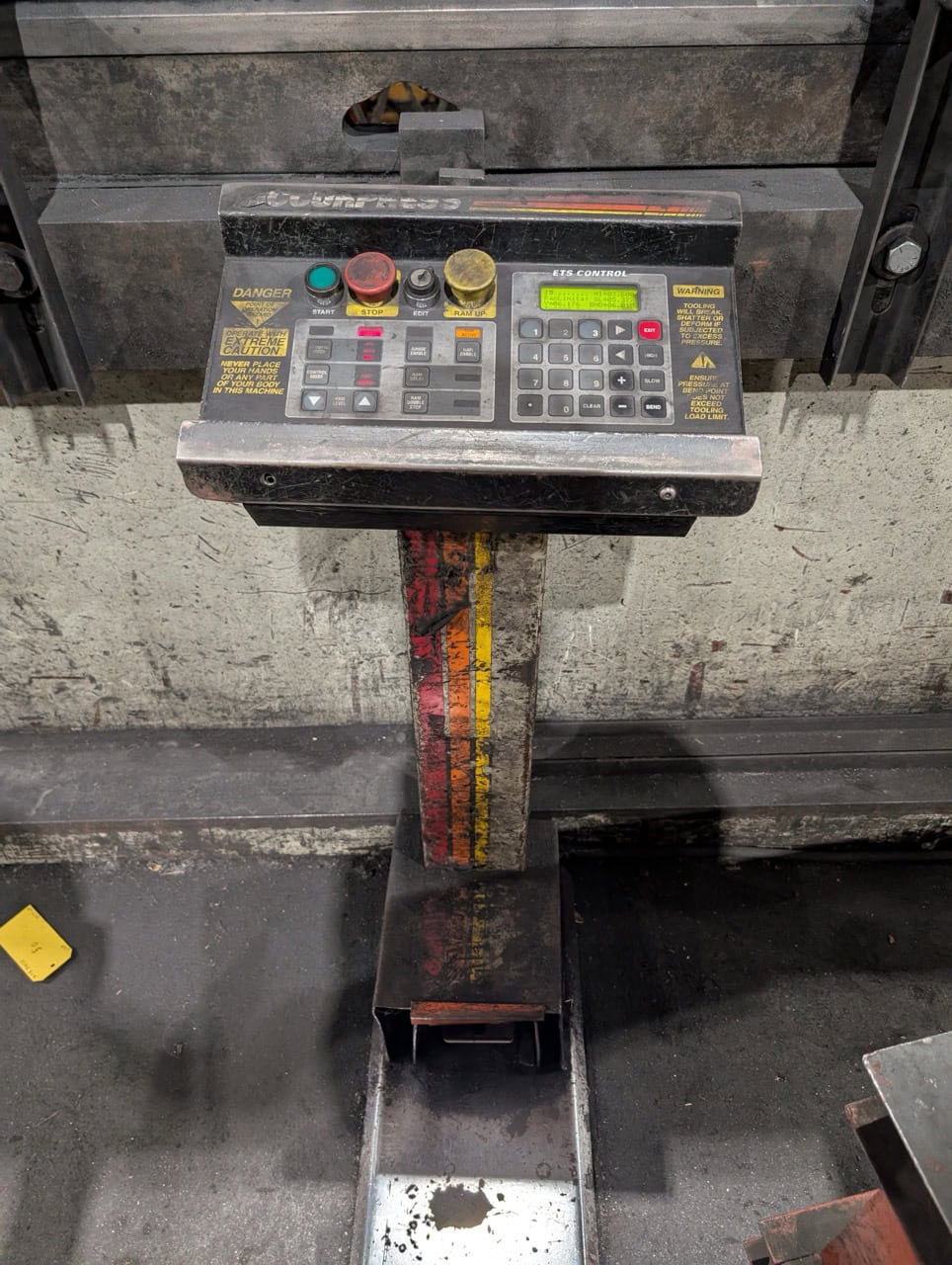 250 Ton x 14' Accurpress 725014 CNC Press Brake, 2001 - ETS Control, Tooling Included - Image 8