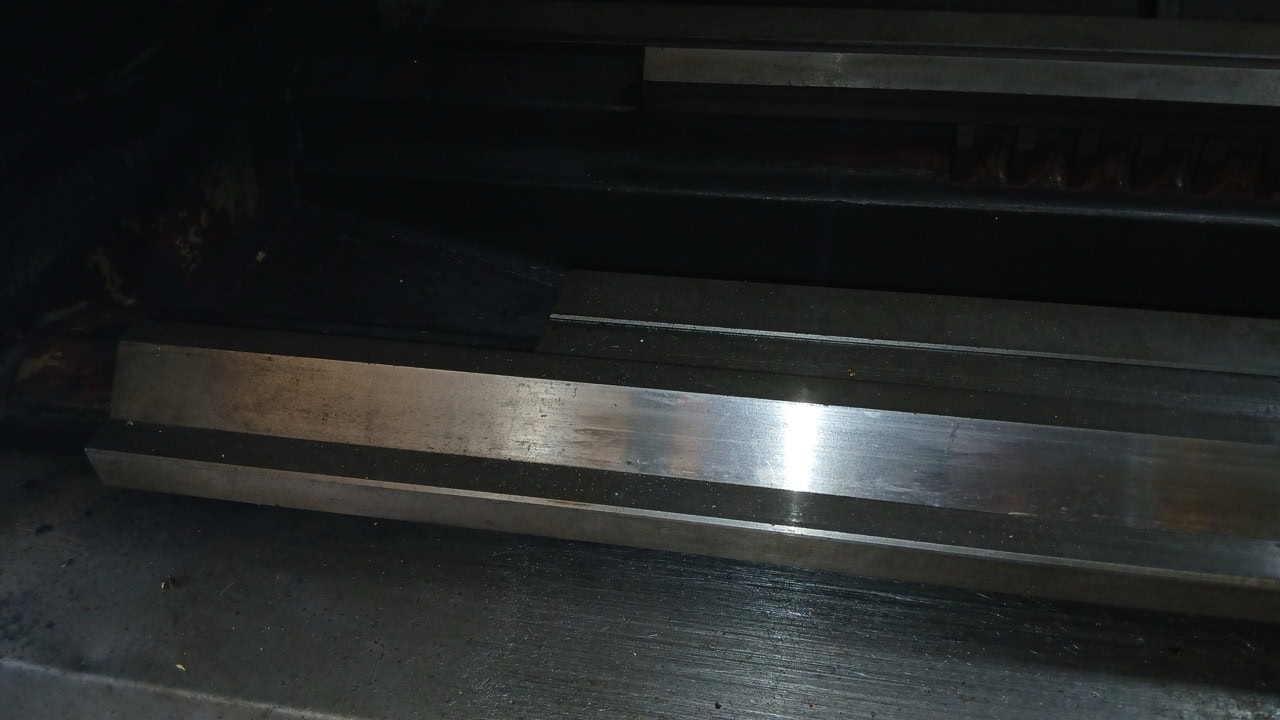 37.4" x 156" Hankook Protec 9NC 10" Spindle Bore, Dual Chucks, 2006 - Chip Conveyor, 8 Station Turret - Image 6