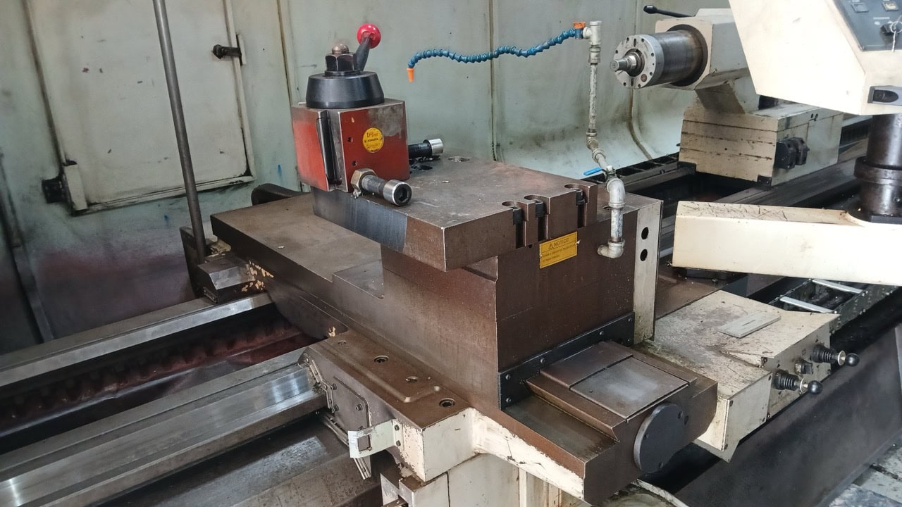 37.4" x 156" Hankook Protec 9NC 10" Spindle Bore, Dual Chucks, 2006 - Chip Conveyor, 8 Station Turret - Image 17