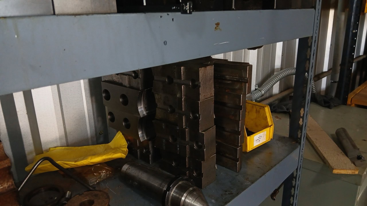 37.4" x 156" Hankook Protec 9NC 10" Spindle Bore, Dual Chucks, 2006 - Chip Conveyor, 8 Station Turret - Image 27