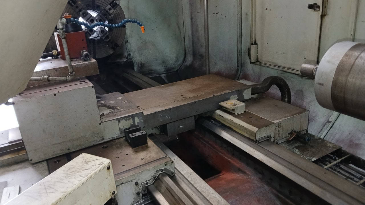 37.4" x 156" Hankook Protec 9NC 10" Spindle Bore, Dual Chucks, 2006 - Chip Conveyor, 8 Station Turret - Image 30