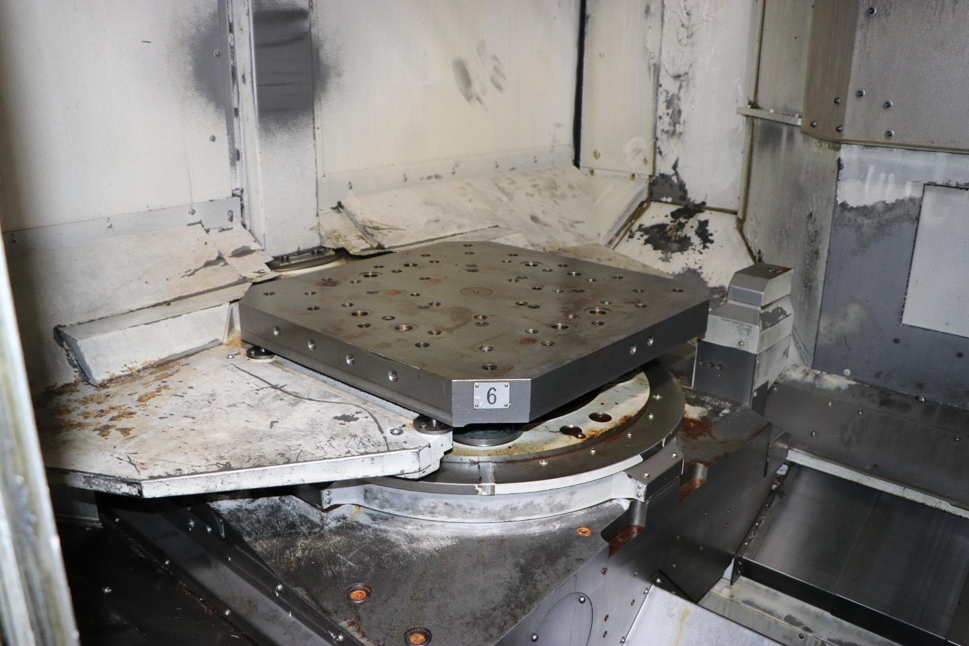Okuma MA-600HII CNC Horizontal Machining Center, 2019 - Chip Conveyor, Through Spindle Coolant - Image 8