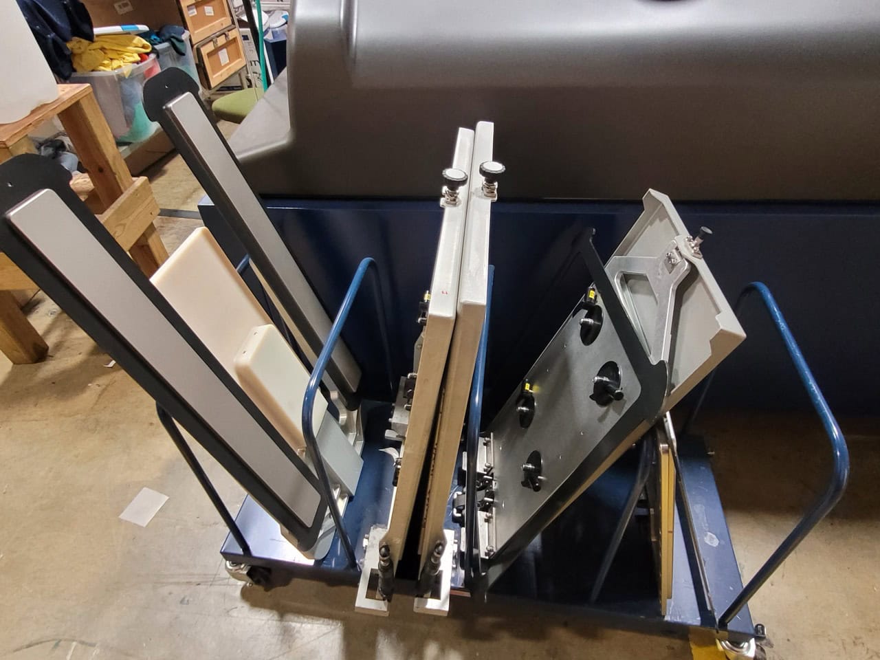 Kornit Avalanche Avalanche HD6 - R series 70-MACH-9580 Direct to Garment Printer with 6 Color Channels, 2021 - Includes Adelco EcoTex Advanced Curing Systems Dryer - Image 4