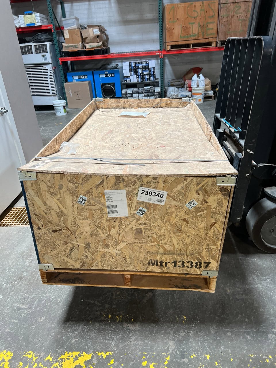 Schneider Electric EZ Meter-Pak Switchgear - 2000A Main with Multiple Branch Breakers, Still In Crate, Never Used - Image 2