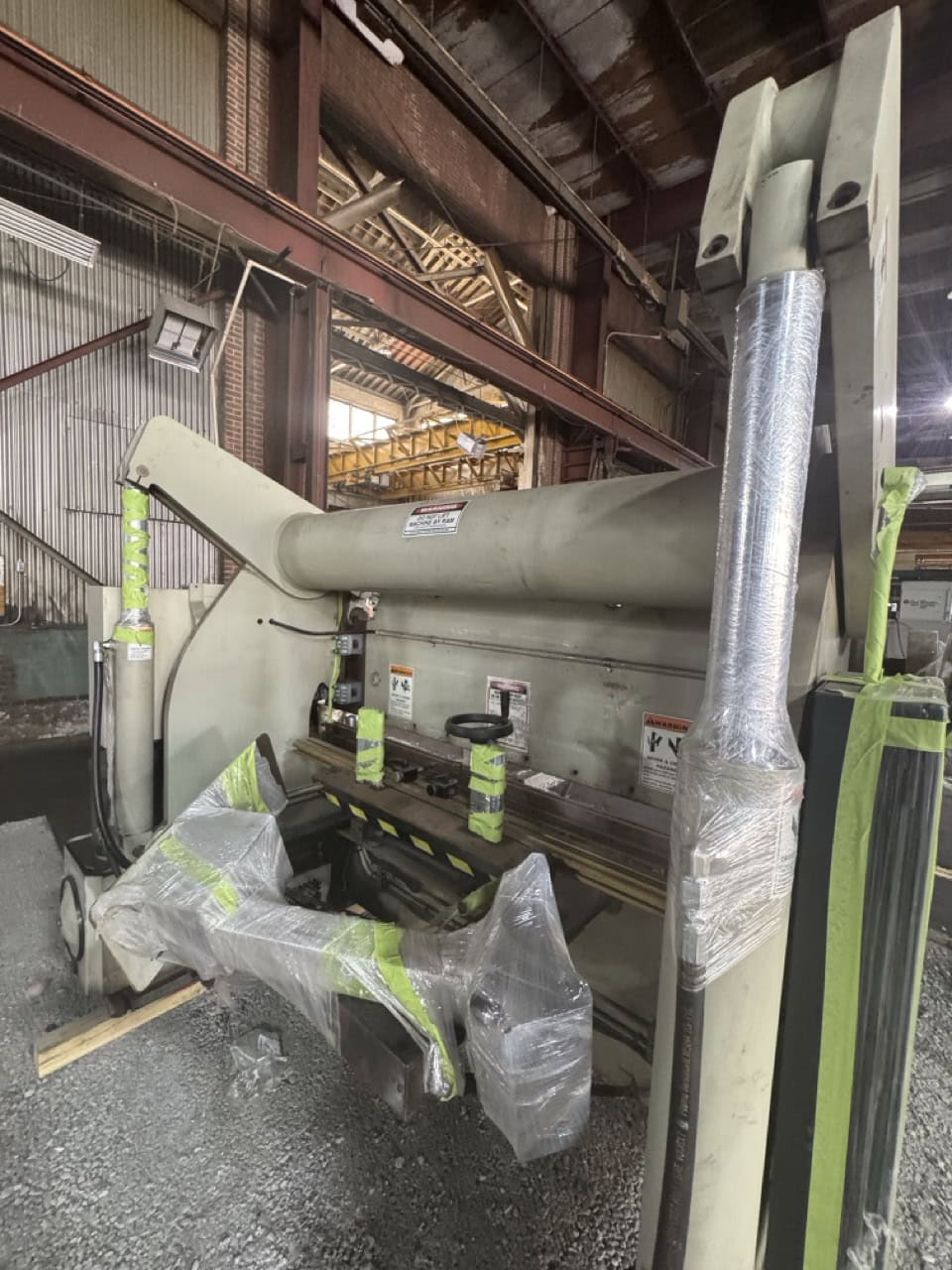 100 Ton x 8' Accurpress 71008 Press Brake, 2003 - Image 22