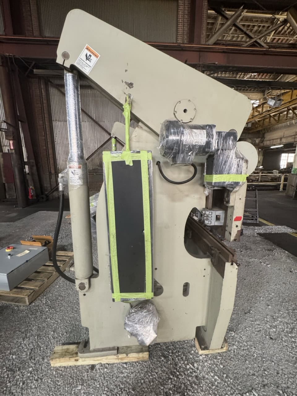 100 Ton x 8' Accurpress 71008 Press Brake, 2003 - Image 23