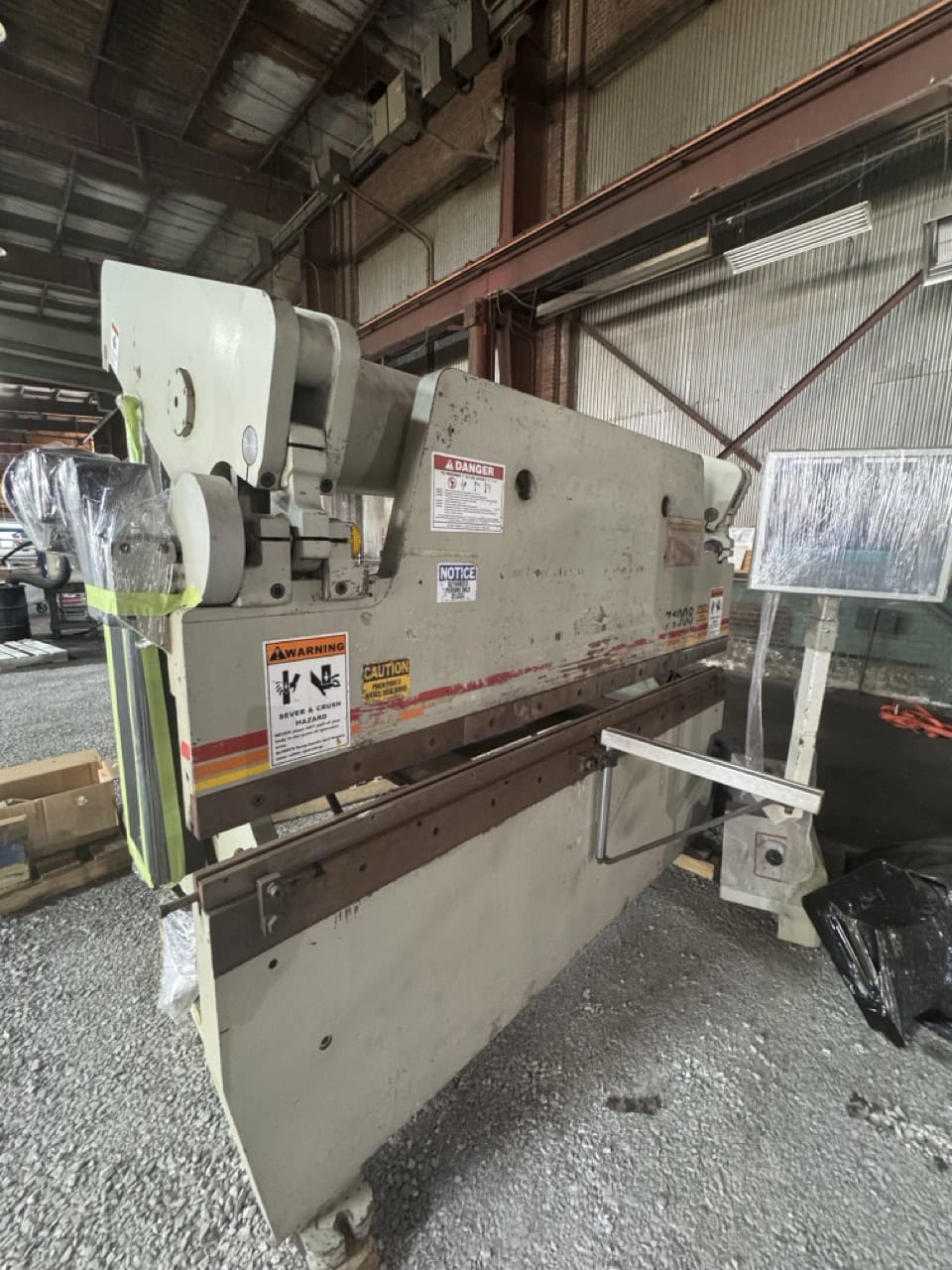 100 Ton x 8' Accurpress 71008 Press Brake, 2003 - Image 24