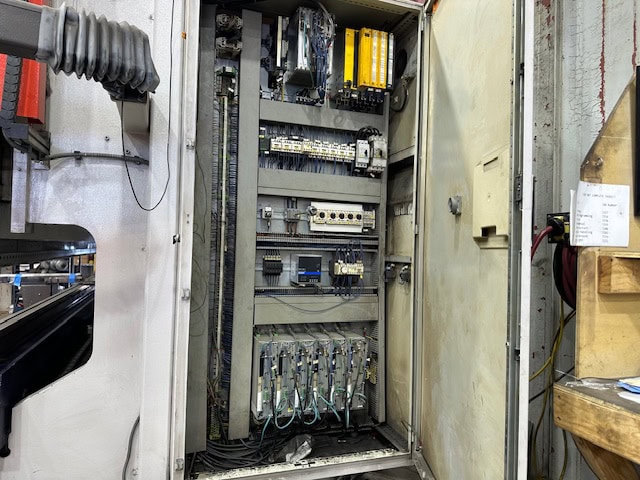 220 Ton x 13' Bystronic PR 200 CNC Hydraulic Press Brake, 2005 - Image 5