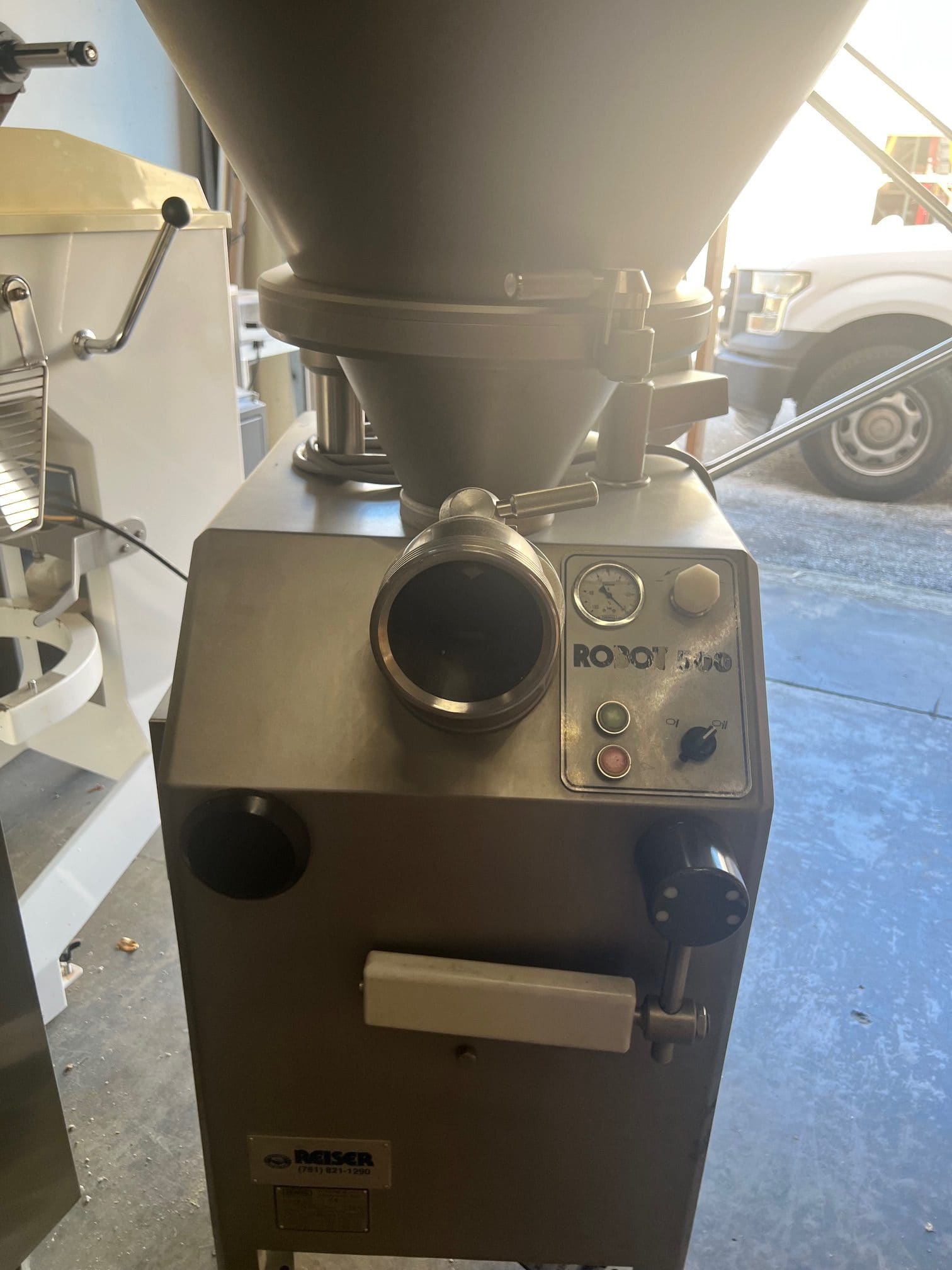 Reiser Vemag R 500 Extruder - Vacuum Filler with Double Screw