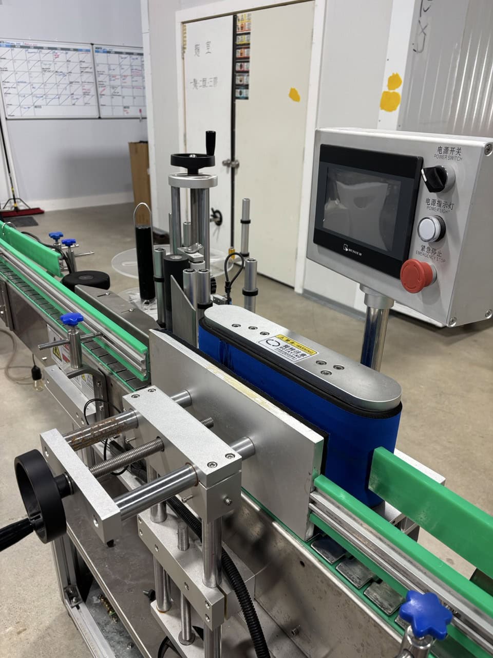 Zhangjiagang Bottling Line for Glass Bottles with Bottle Washer, Filler, Crowner, and Labeler - Image 2