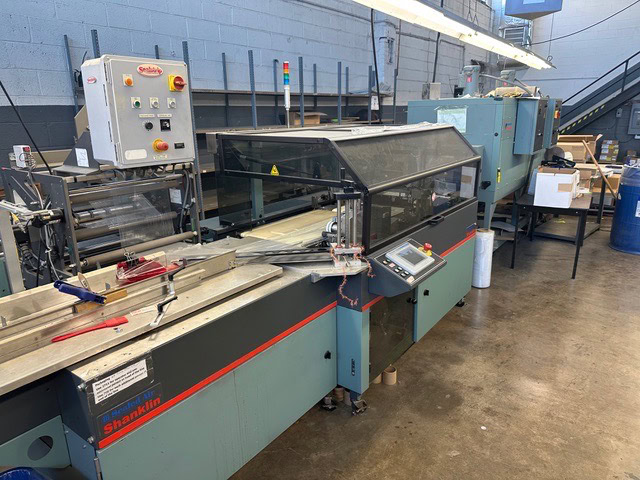 Shanklin OMNI-SLRS Shrink Wrapper with extended Lugged Infeed and T-72H Double Chamber Heat Tunnel, 2007 - Need Gone ASAP - Image 12