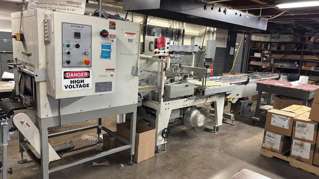 Texwrap 2219 Automatic Shrink Wrapper with Closing Conveyor for Small Product, Extended Lugged Infeed and Texwrap T-1322 Dual Chamber Heat Tunnel, 2001 - Need Gone ASAP - Image 4