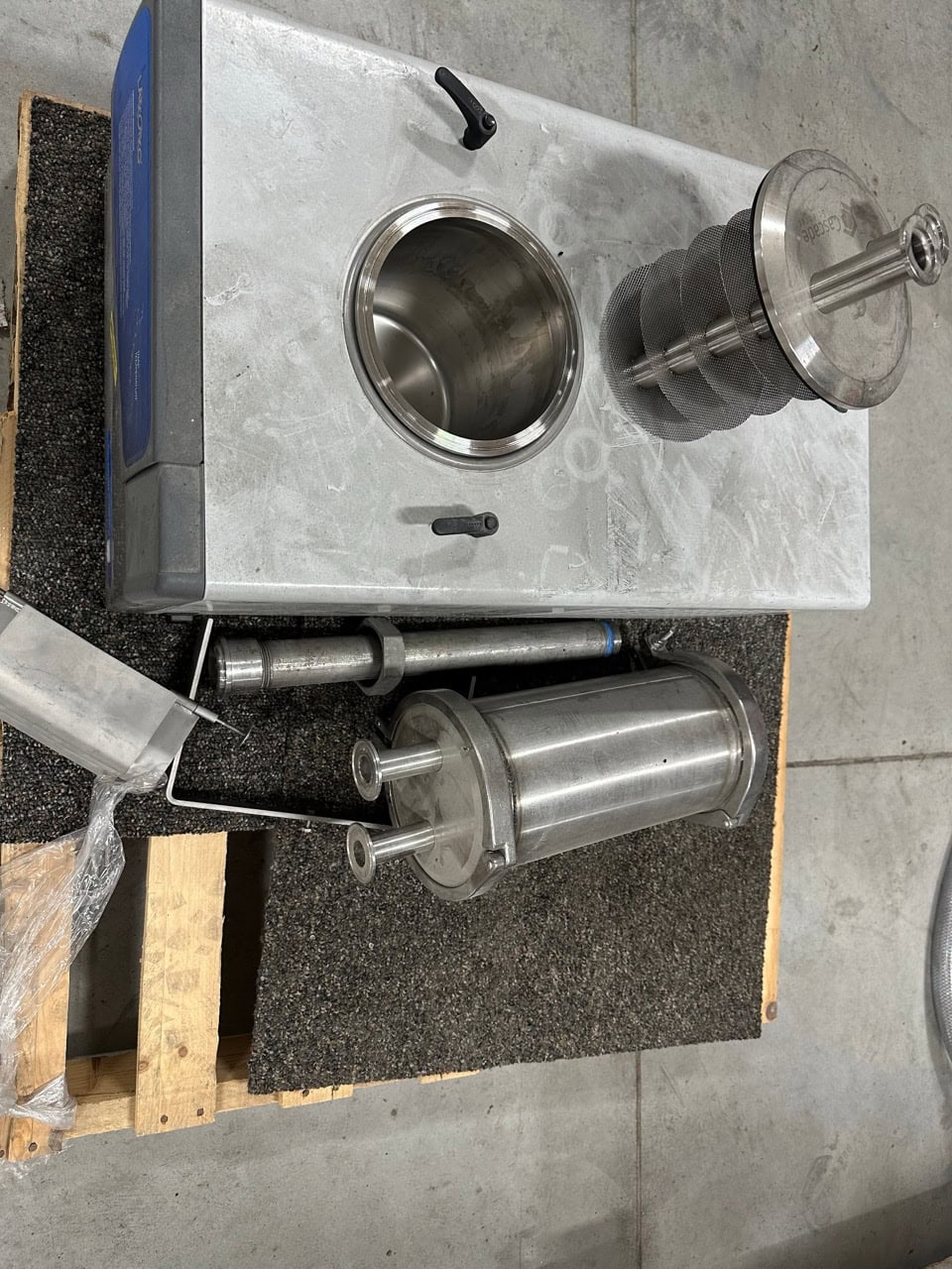 Industrial Lab Utility & Power Integration Lot – Cold Traps, VFDs, VAC-U-MAX, Transformers, Cabinets (OEM Surplus) - Image 3