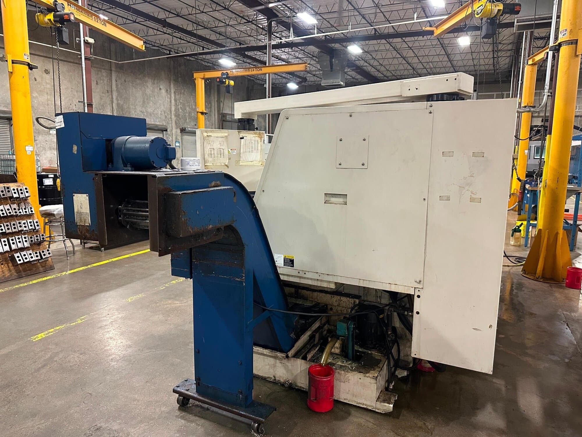 Doosan Puma 300LC CNC Lathe, 2006 - Low Hours, 15" Chuck, Chip Conveyor, Programmable Tailstock, Presetter - Image 16