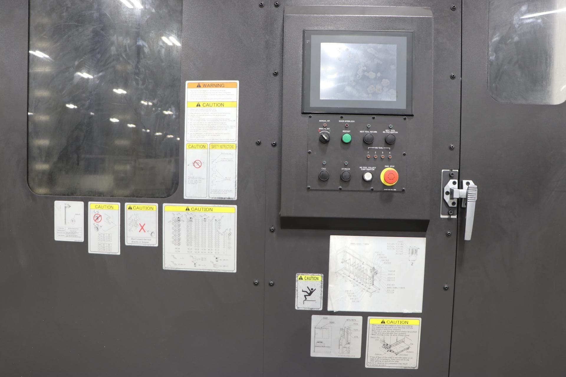 Okuma MB-8000H CNC Horizontal Machining Center, 2021 - Through Spindle Coolant; Chip Conveyor - Image 15
