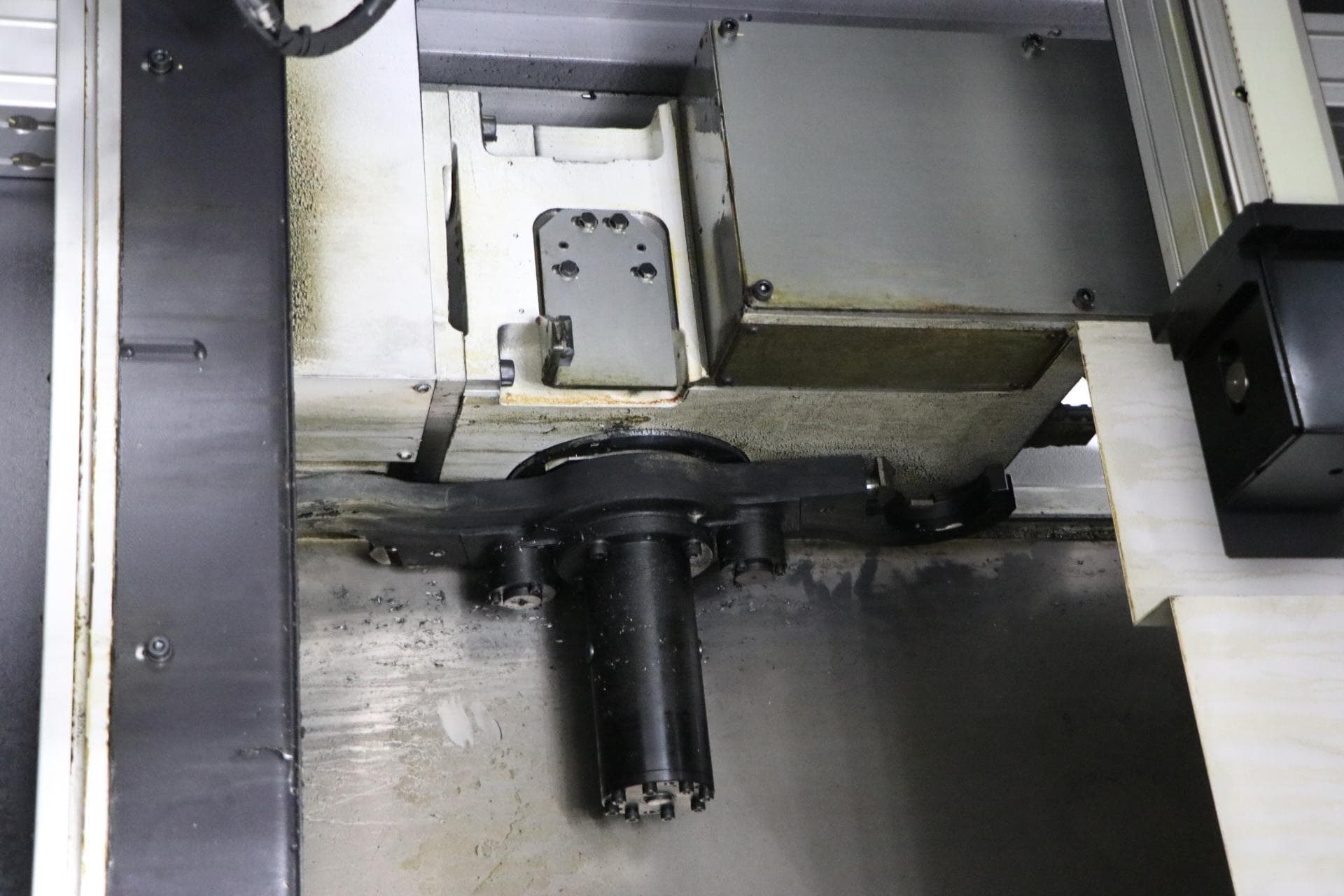 Okuma MB-8000H CNC Horizontal Machining Center, 2021 - Through Spindle Coolant; Chip Conveyor - Image 18
