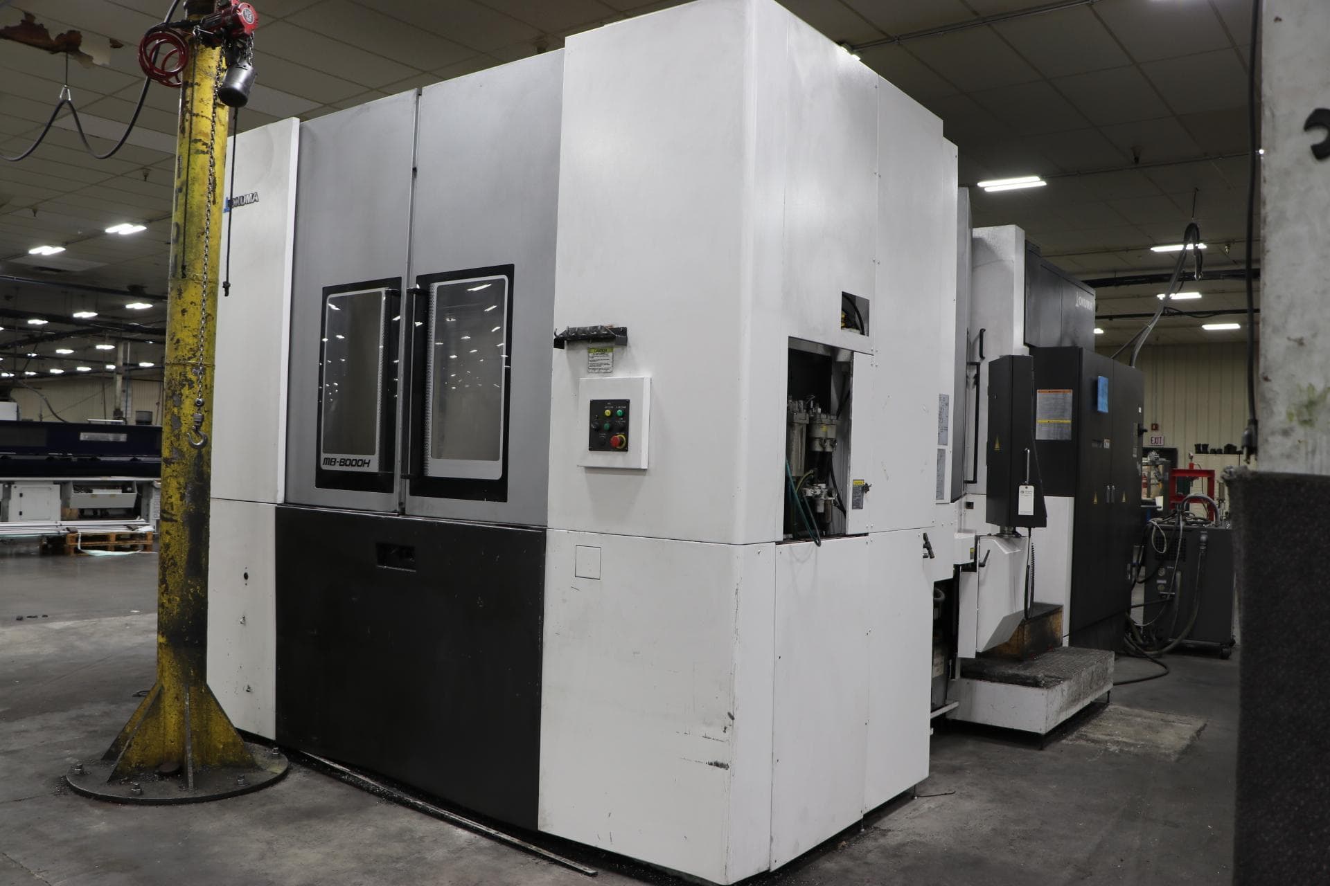 Okuma MB-8000H CNC Horizontal Machining Center, 2021 - Through Spindle Coolant; Chip Conveyor - Image 2