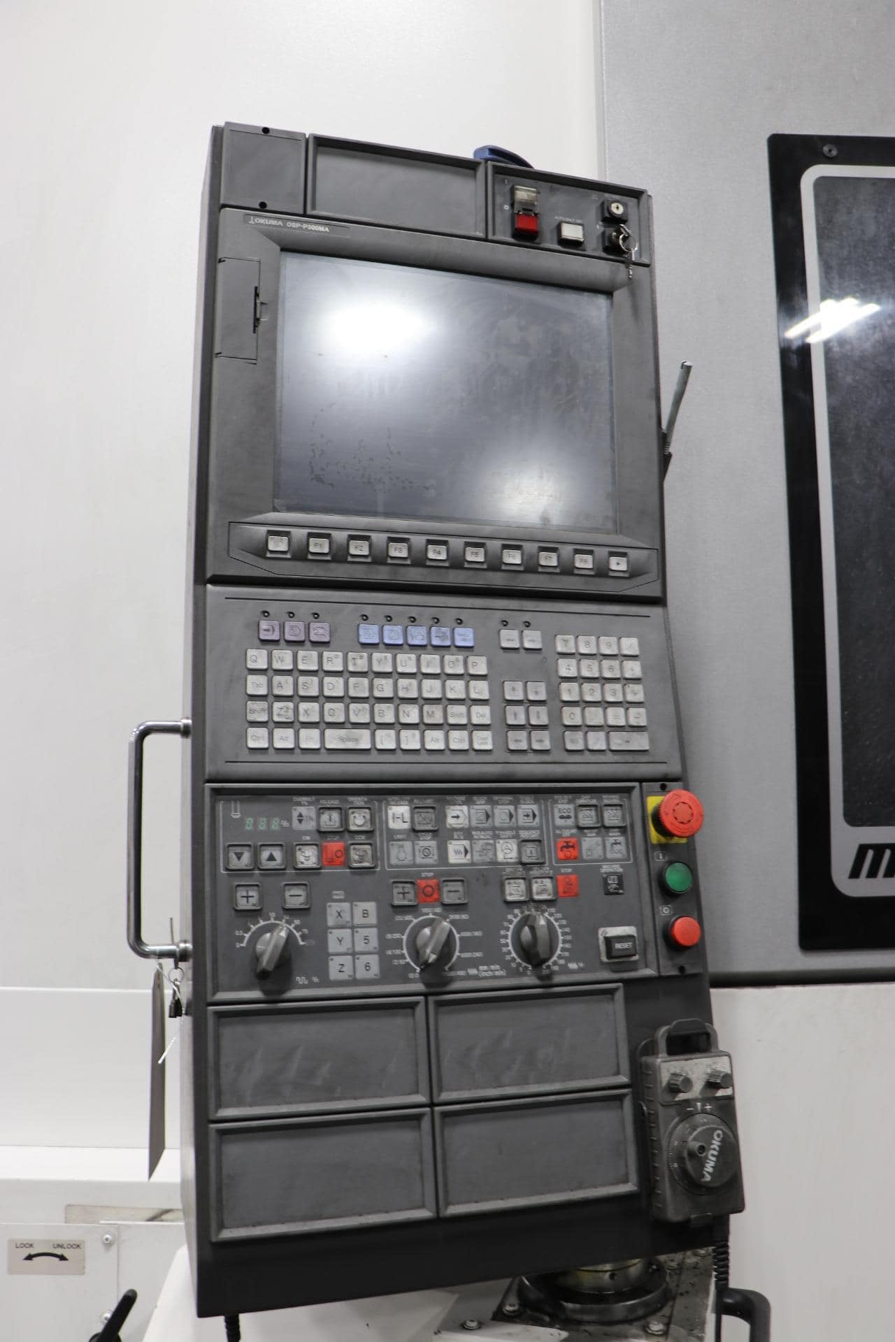 Okuma MB-8000H CNC Horizontal Machining Center, 2021 - Through Spindle Coolant; Chip Conveyor - Image 9