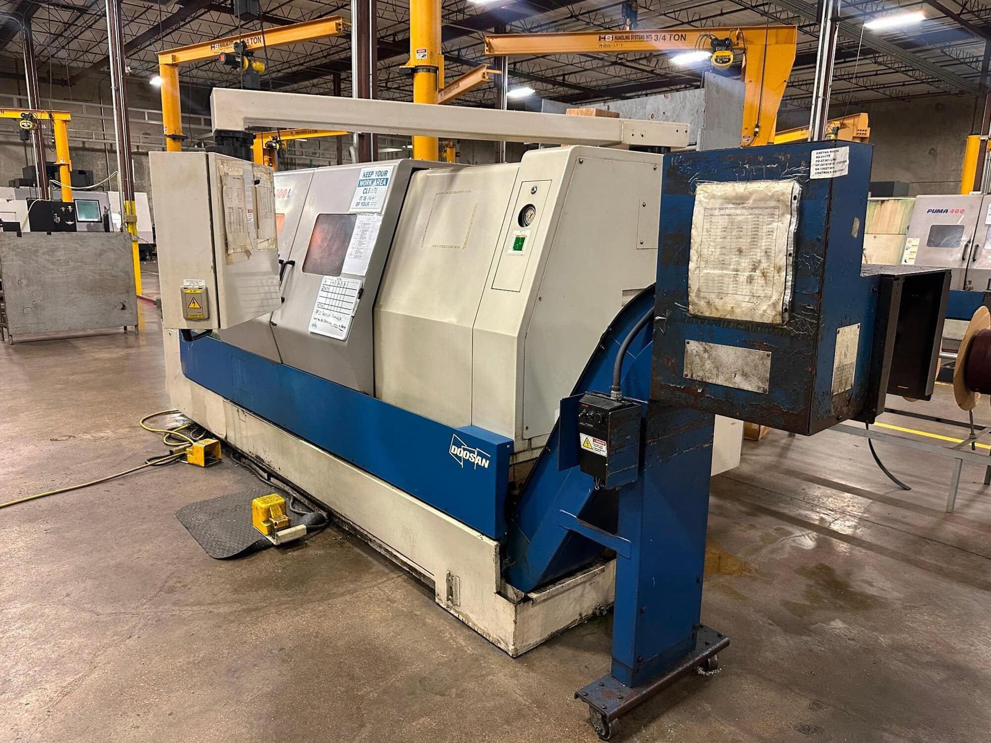Doosan Puma 300LC CNC Lathe, 2006 - Low Hours, 15" Chuck, Chip Conveyor, Programmable Tailstock, Presetter - Image 4